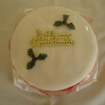 Xmas puds and cake 004