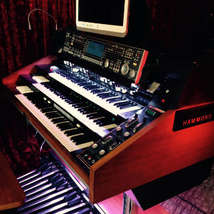 Hammond x666 organ   steve parkes